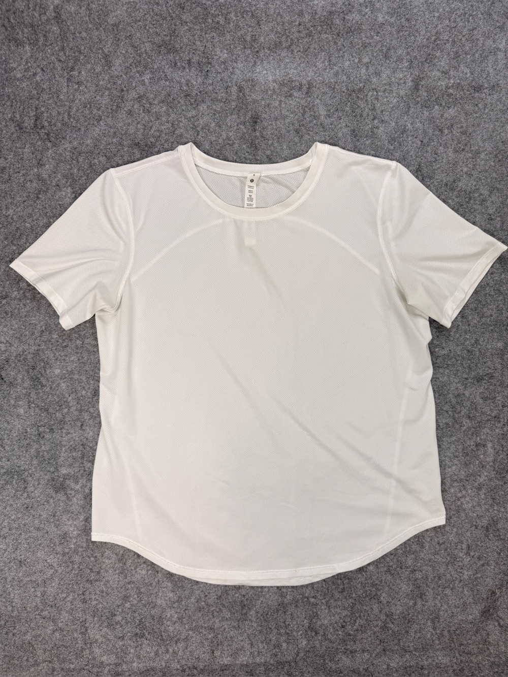 Lululemon Womens White Shirt Sz 8 Short Sleeve Crew Neck Workout Running